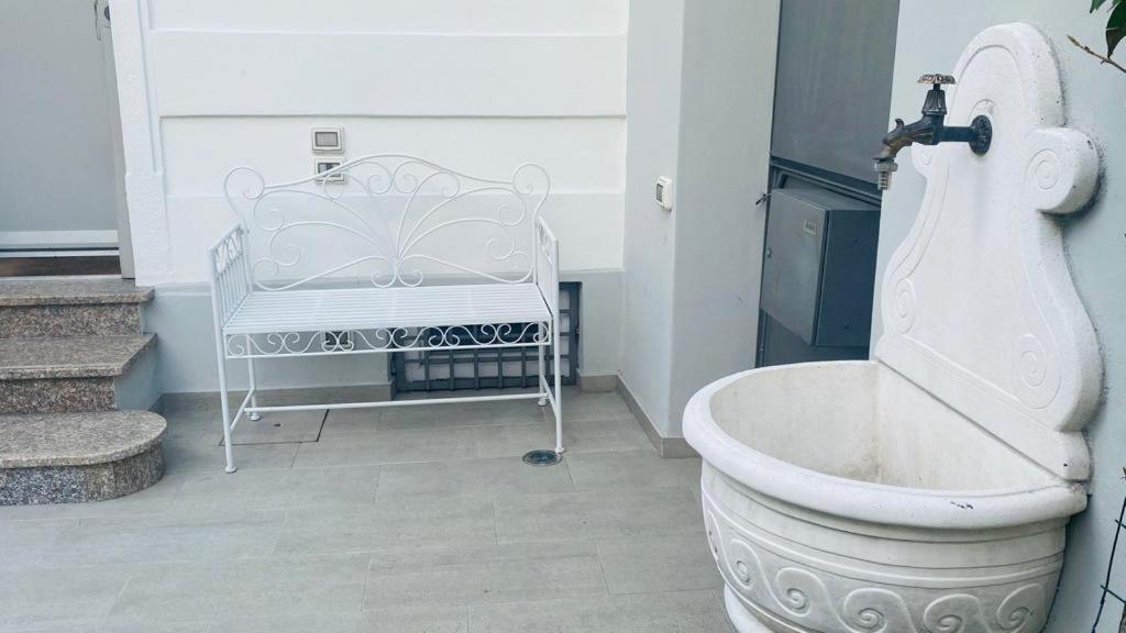 Villa Martina Luxury Suites レッコ エクステリア 写真